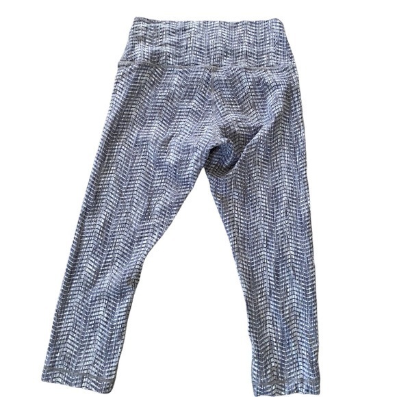 Lululemon cropped leggings - Picture 3 of 5